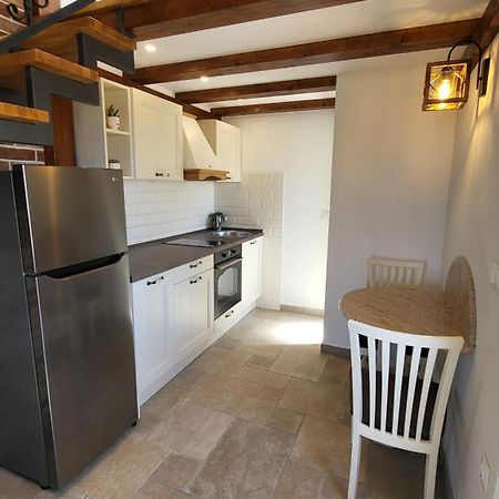 Stone House Apartments Didini Dvori Лумбарда Екстер'єр фото