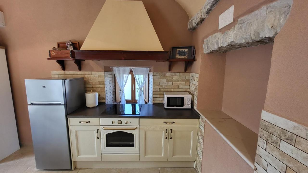 Stone House Apartments Didini Dvori Лумбарда Екстер'єр фото