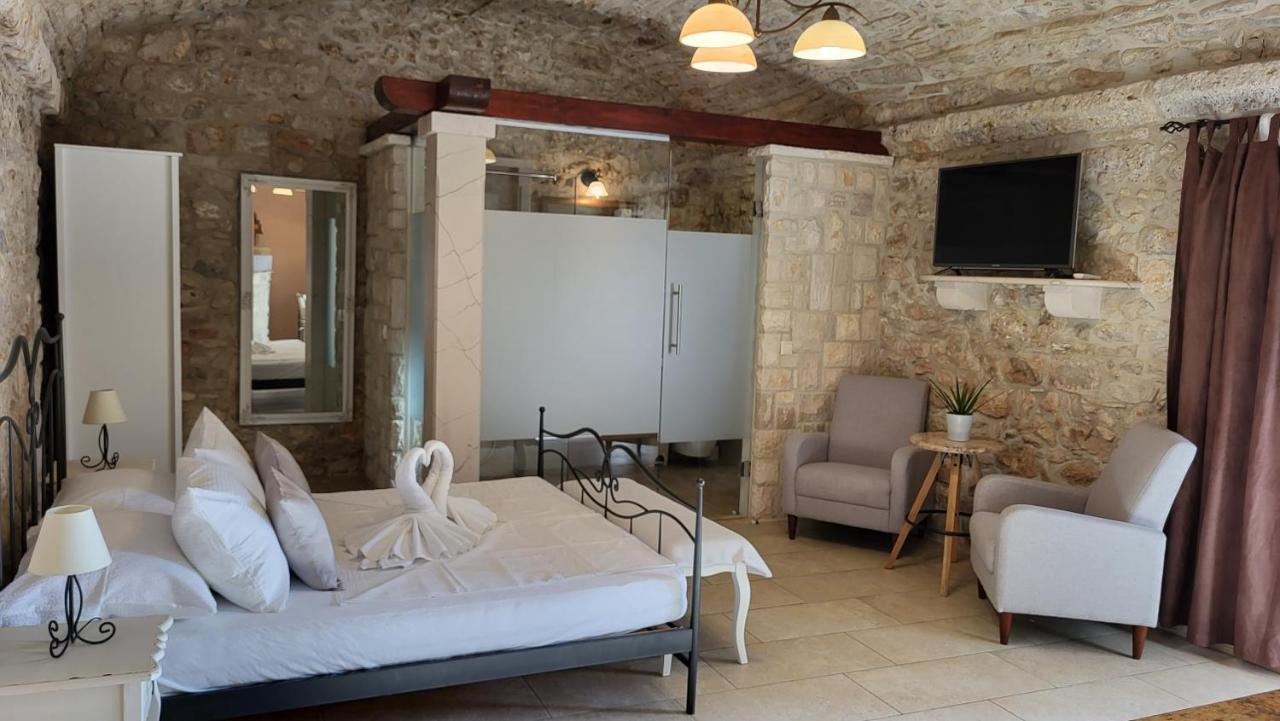 Stone House Apartments Didini Dvori Лумбарда Екстер'єр фото