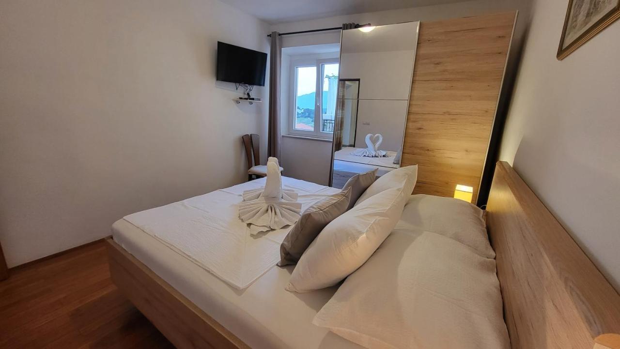 Stone House Apartments Didini Dvori Лумбарда Екстер'єр фото
