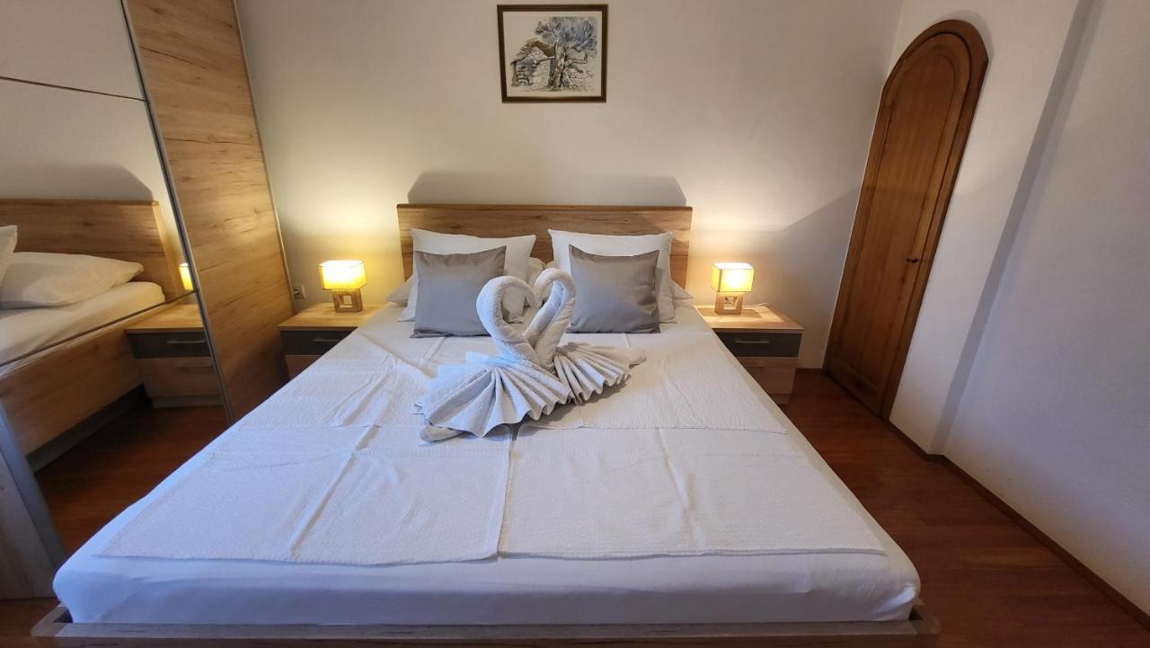 Stone House Apartments Didini Dvori Лумбарда Екстер'єр фото