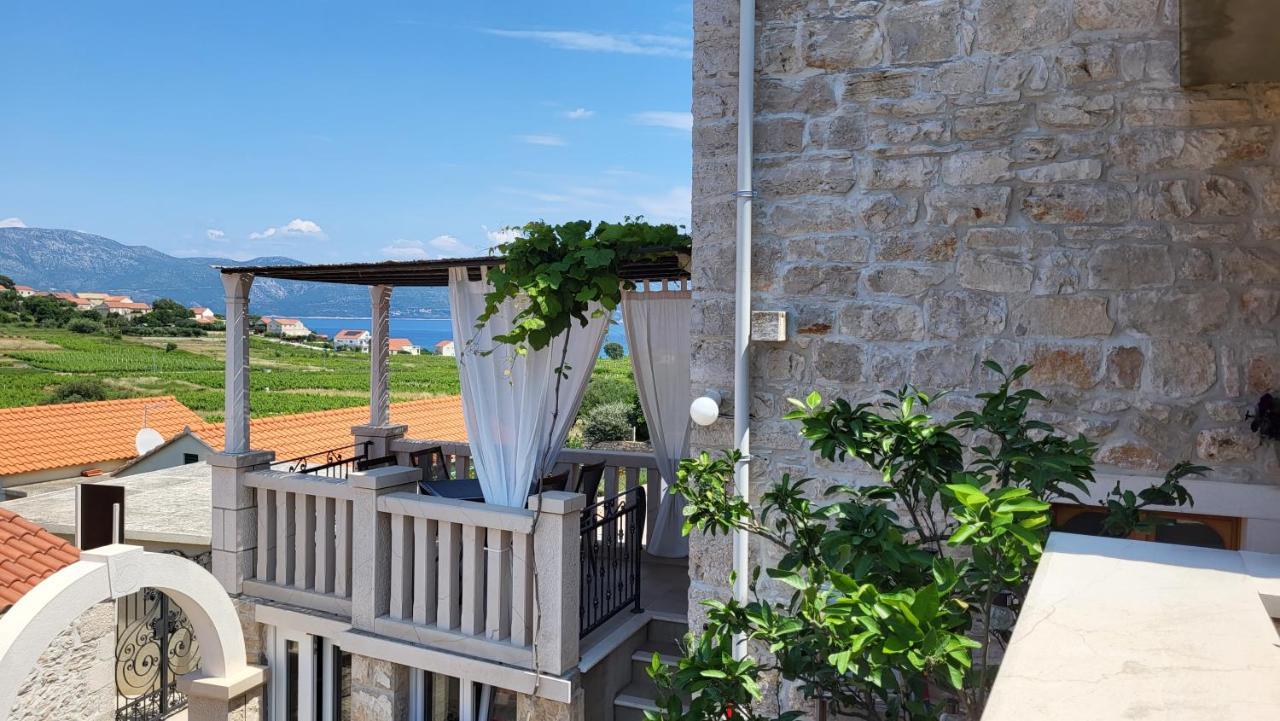 Stone House Apartments Didini Dvori Лумбарда Екстер'єр фото