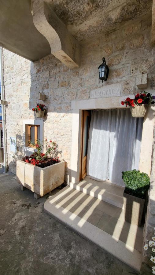 Stone House Apartments Didini Dvori Лумбарда Екстер'єр фото