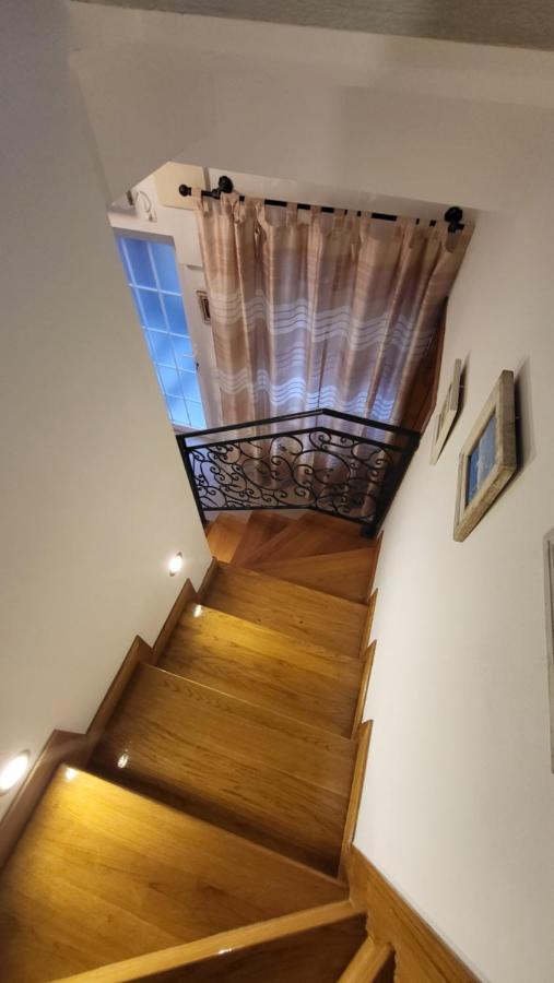 Stone House Apartments Didini Dvori Лумбарда Екстер'єр фото
